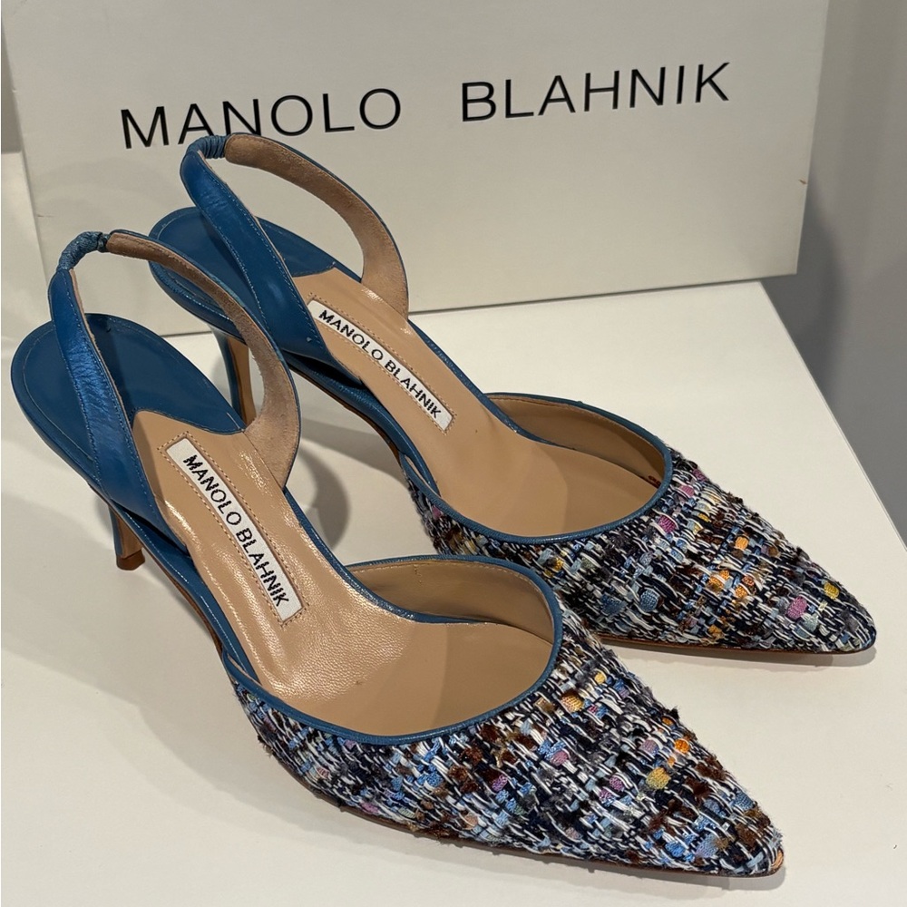 Like New Manolo Blahnik Blue and Multicolor Tweed Heels